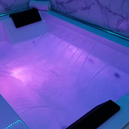 شقة Romance Tropical *